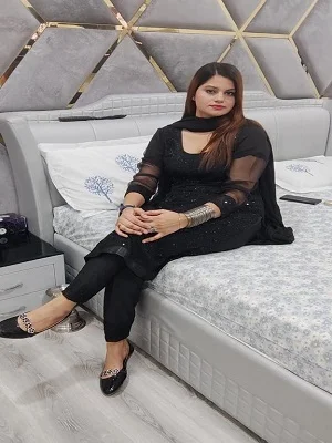 Call Girl in Chaupal